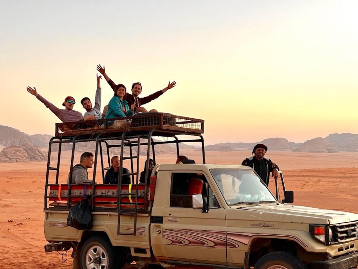 Wadi Rum Candles Camp エクステリア 写真