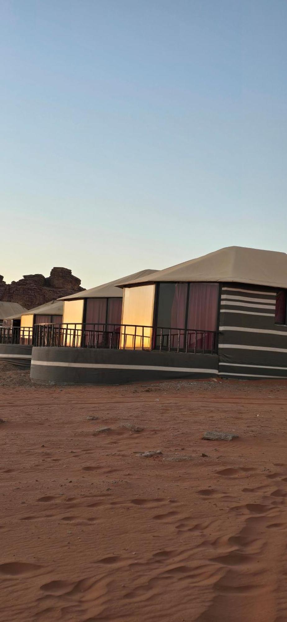 Wadi Rum Candles Camp エクステリア 写真