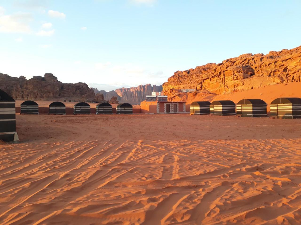 Wadi Rum Candles Camp エクステリア 写真