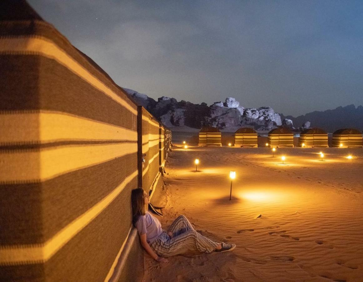 Wadi Rum Candles Camp エクステリア 写真